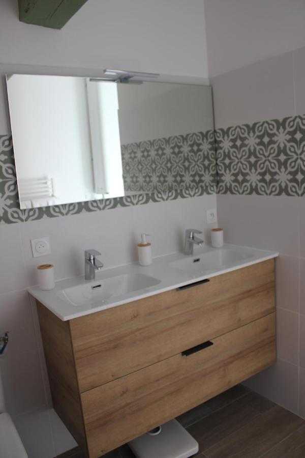 Gite De Charme Pour 10 Personnes Camélas Exteriör bild